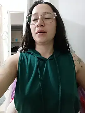 Snapshot of emilypoppy3 chatting on July 2026 07:11:02 PM emilypoppy3 online show from July 2026 07:11:02 PM