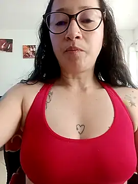 emilypoppy3 online show from March 2026 08:14:01 PM