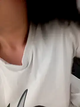 emilypoppy3 online show from December 2025 08:30:01 PM