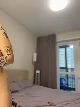 Snapshot of NewLale chatting on December 2025 03:22:02 AM NewLale online show from December 2025 03:22:02 AM