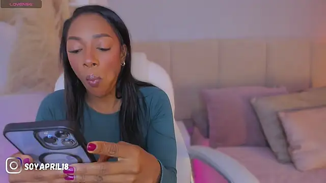 aprilebony  online show from March 2026 10:52:02 AM