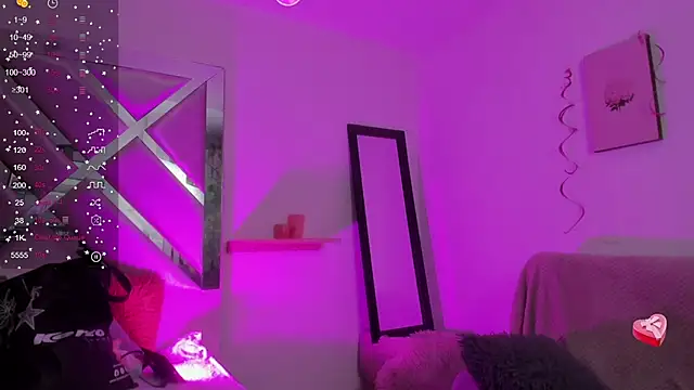 Snapshot of Murieel_69 chatting on March 2025 06:43:02 PM Murieel 69 online show from March 2025 06:43:02 PM