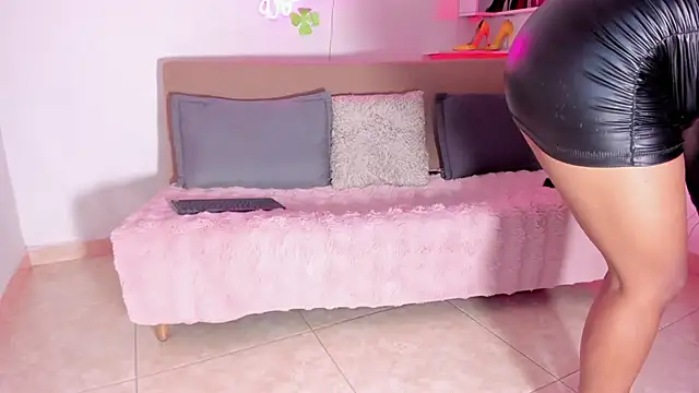 Snapshot of alisiadreams22 chatting on December 2025 07:59:01 PM alisiadreams22 online show from December 2025 07:59:01 PM