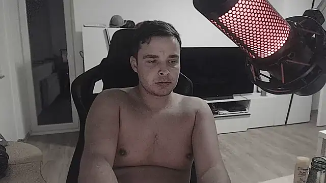 SharkLuigi online show from October 2025 04:53:02 AM