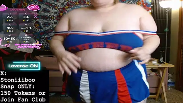 Stoniiiboo online show from November 2025 01:50:02 PM