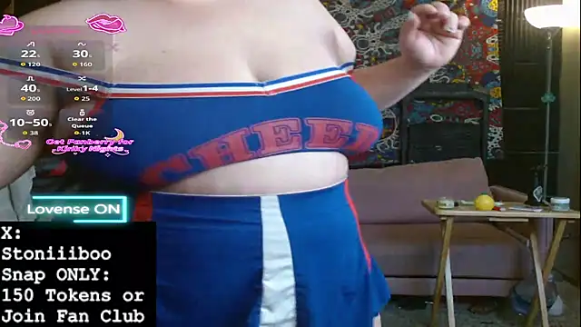 Stoniiiboo online show from November 2025 01:33:02 PM