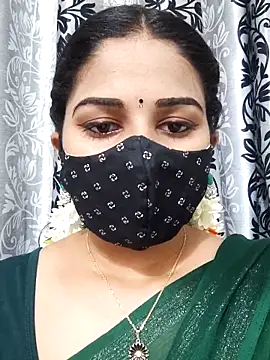 Snapshot of Angleannie chatting on September 2025 05:23:01 PM Angleannie online show from September 2025 05:23:01 PM