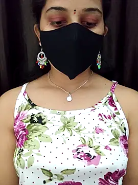 Angleannie online show from May 2026 06:14:01 PM
