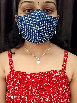 Angleannie online show from April 2026 06:35:02 PM