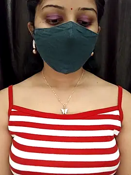 Angleannie online show from April 2026 05:28:02 PM