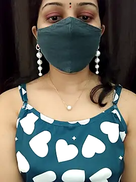 Angleannie online show from July 2026 03:31:02 PM