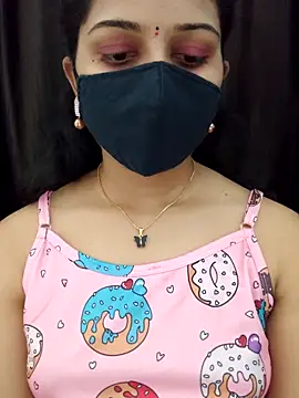 Angleannie online show from June 2026 06:31:01 PM