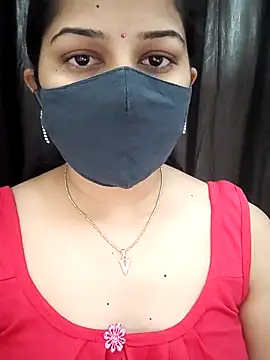 Snapshot of Angleannie chatting on December 2025 12:24:02 AM Angleannie online show from December 2025 12:24:02 AM