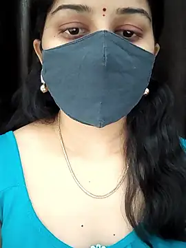 Snapshot of Angleannie chatting on January 2026 07:10:02 PM Angleannie online show from January 2026 07:10:02 PM