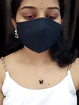 Snapshot of Angleannie chatting on February 2026 05:26:02 PM Angleannie online show from February 2026 05:26:02 PM