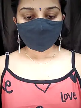 Snapshot of Angleannie chatting on November 2025 03:15:01 PM Angleannie online show from November 2025 03:15:01 PM