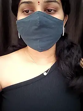 Snapshot of Angleannie chatting on January 2026 07:07:02 PM Angleannie online show from January 2026 07:07:02 PM