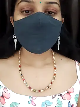 Snapshot of Angleannie chatting on December 2025 05:36:01 PM Angleannie online show from December 2025 05:36:01 PM