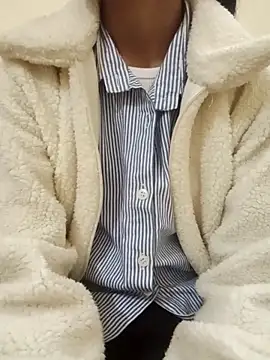 Snapshot of Kumkum_36 chatting on December 2025 05:13:01 AM Kumkum 36 online show from December 2025 05:13:01 AM