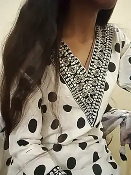 Snapshot of Kumkum_36 chatting on November 2025 04:38:02 AM Kumkum 36 online show from November 2025 04:38:02 AM