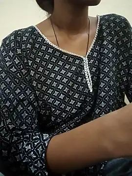 Snapshot of Kumkum_36 chatting on October 2025 04:46:02 AM Kumkum 36 online show from October 2025 04:46:02 AM