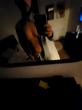 Guitccch online show from November 2025 11:15:01 PM