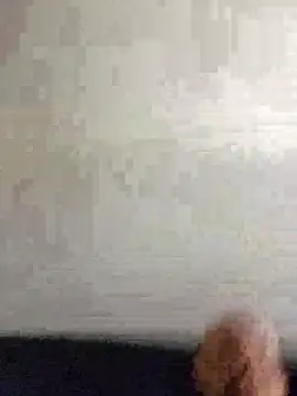 Guitccch online show from November 2025 12:00:01 AM