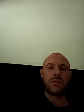 Guitccch online show from April 2026 11:59:02 AM