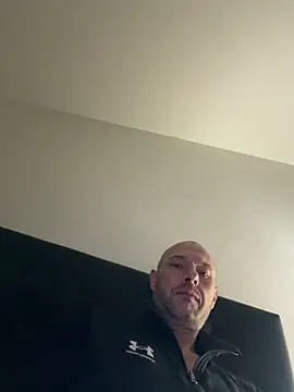 Guitccch online show from February 2026 10:48:01 PM