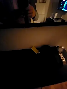 Guitccch online show from November 2025 12:37:01 AM