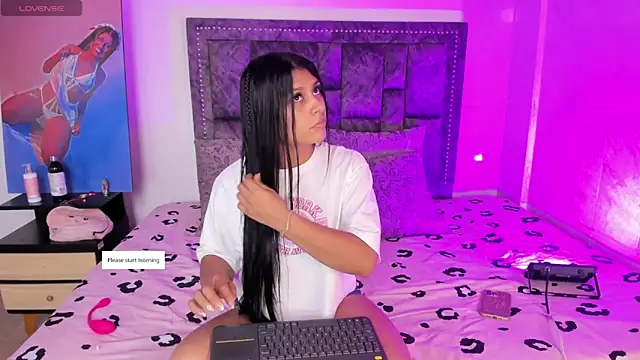 CandyRoxx1  online show from March 2026 07:58:01 PM