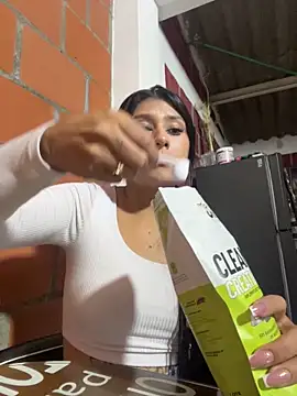 CandyRoxx1  online show from March 2026 05:58:01 AM