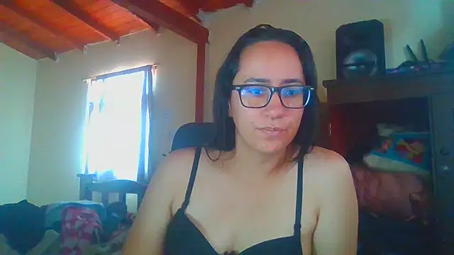 brittanycheeks online show from April 2026 05:06:02 PM