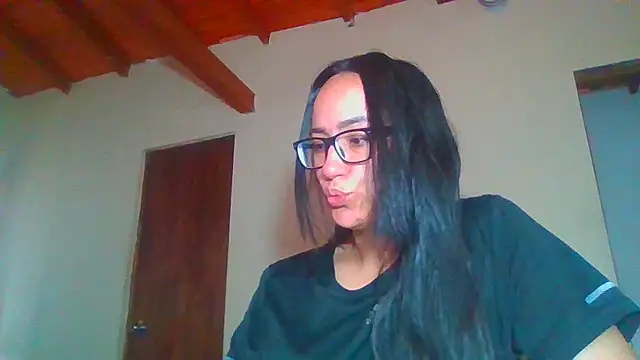 brittanycheeks online show from April 2026 08:53:02 PM