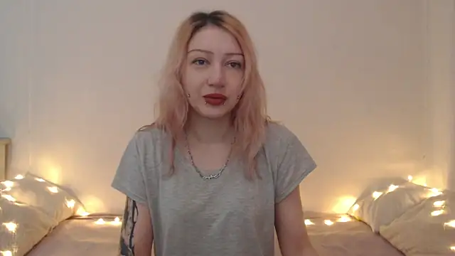 Emily hardcore online show from June 2026 09:31:02 PM