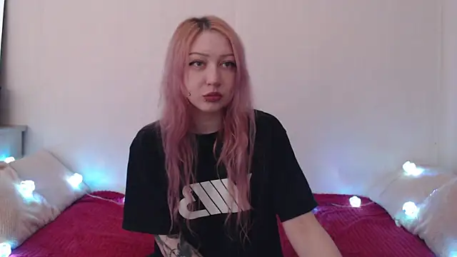 Emily hardcore online show from April 2026 08:12:02 PM