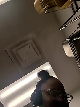 samone9 online show from January 2026 02:23:01 PM