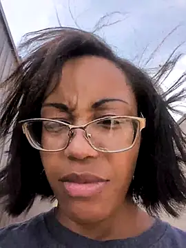 samone9 online show from April 2026 04:57:02 PM