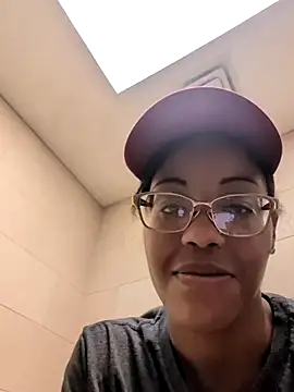 samone9 online show from April 2026 07:51:01 PM