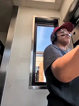 samone9 online show from April 2026 03:48:01 PM