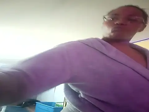 samone9 online show from December 2025 06:41:01 PM