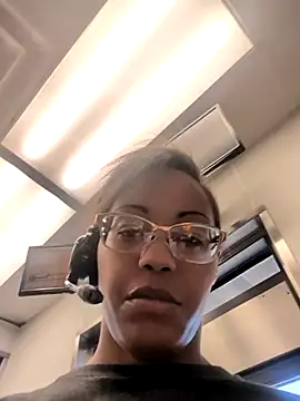 samone9 online show from April 2026 08:10:01 PM