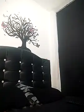 curvy cutie online show from February 2025 01:34:02 AM