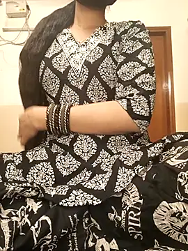 Snapshot of Ruchi-34 chatting on March 2026 09:05:01 PM Ruchi-34 online show from March 2026 09:05:01 PM