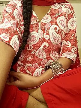 Snapshot of Ruchi-34 chatting on March 2026 05:58:01 PM Ruchi-34 online show from March 2026 05:58:01 PM