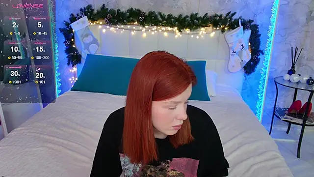 Snapshot of LucyHornyDoll chatting on January 2025 08:34:02 AM LucyHornyDoll online show from January 2025 08:34:02 AM