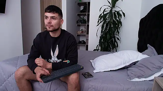 Aron-santoro online show from March 2026 04:17:01 PM