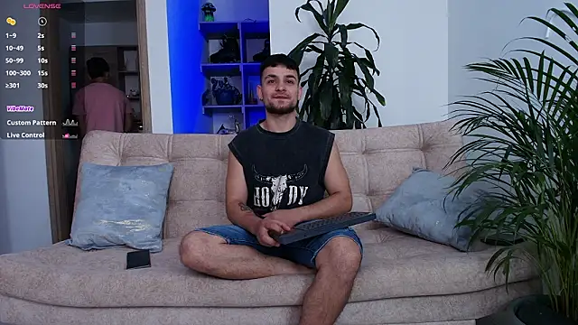 Aron-santoro online show from March 2026 09:21:01 PM