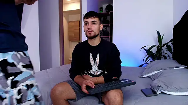 Aron-santoro online show from May 2026 03:10:02 PM