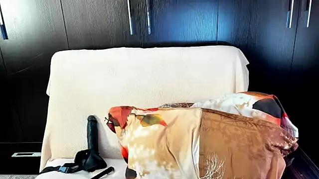 DaisyMun online show from April 2026 04:51:01 AM